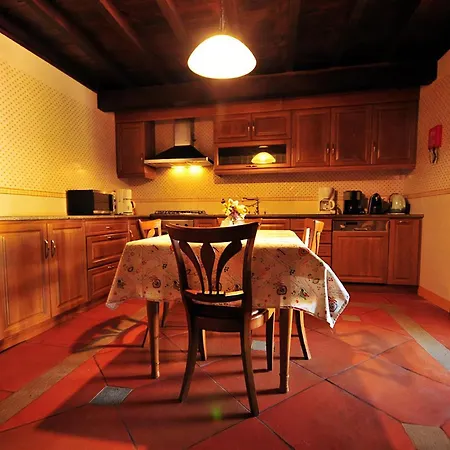 Prázdninový dům Ferienvilla Fuer 12 Personen Mit Pool