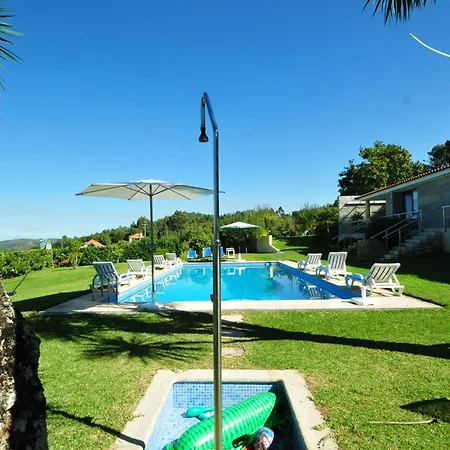 Prázdninový dům Ferienvilla Fuer 12 Personen Mit Pool